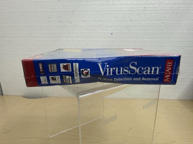 Sealed 1997 Vintage McAfee VirusScan for Win 95 NT 3.1 DOS CD + 3.5" Disk V 3.5 gallery