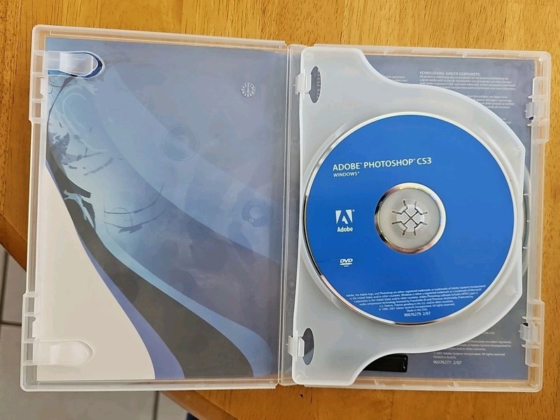 Authentic Photoshop Software Bundle CDs & Serial #s, CS3, CS4, Lightroom 2007 gallery