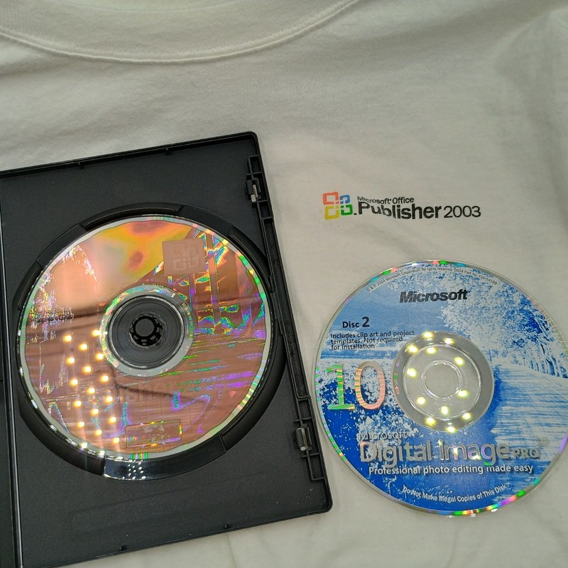 Microsoft Office Publisher 2003 Disk + T-SHIRT + Product Key gallery