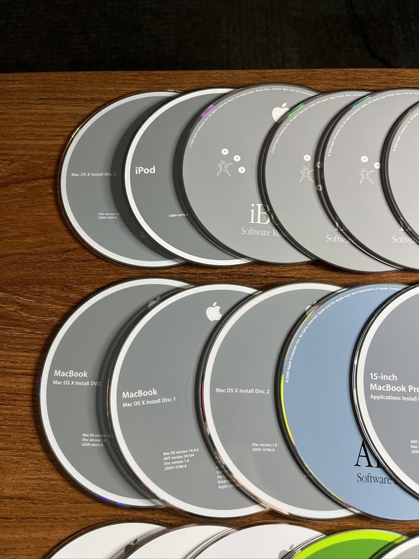 Big Lot Of Mac Apple Install And Software Discs OSX iPod iWork iLife gallery