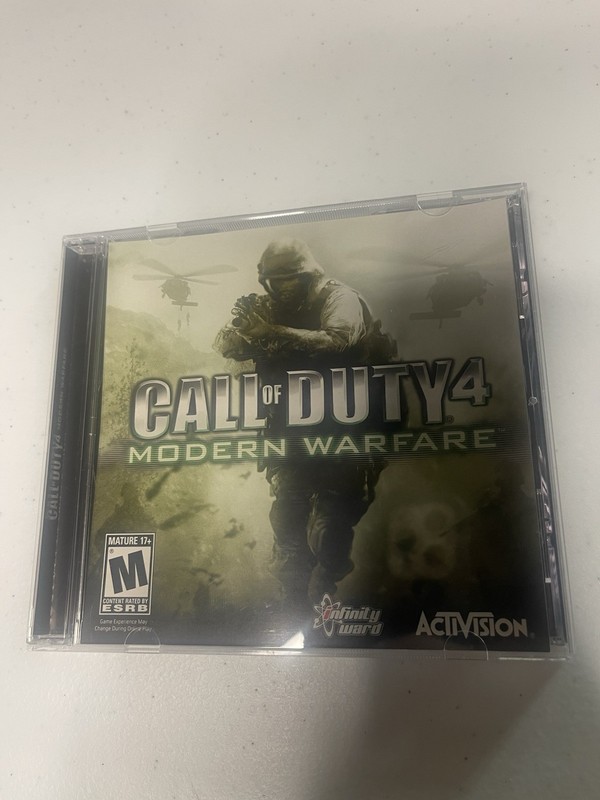 Call of Duty 4: Modern Warfare Limited Collector's Edition PC Game Complete gallery
