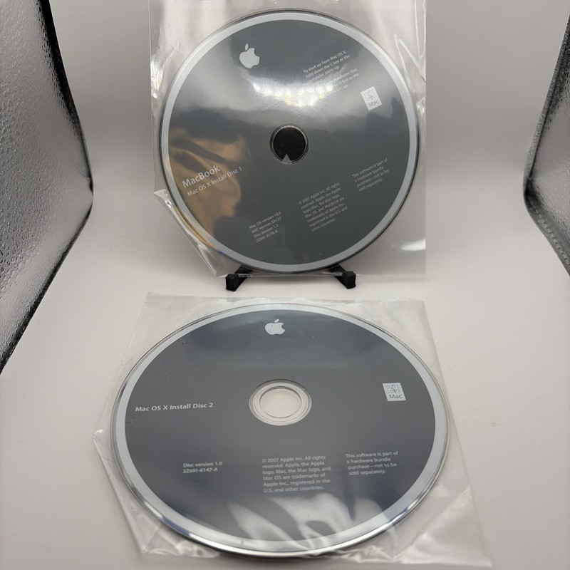 MacBook Mac OS X Install Disc 1 and 2 Version 10.5 2007 AHT Version 3A137