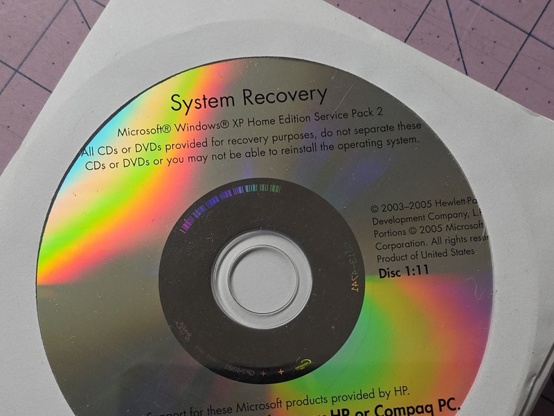 Set Of 11 HP Pavilion Windows XP Home System Recovery CDs HP5013-4741 53NAheBLU1 gallery