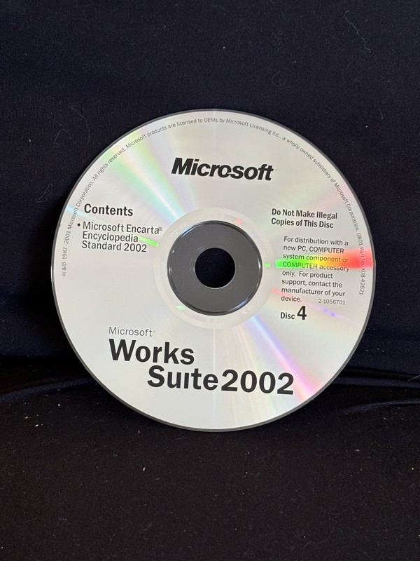Microsoft Works Suite 2002 Partial Set Missing Disc 1 OEM Software VTG Computer gallery