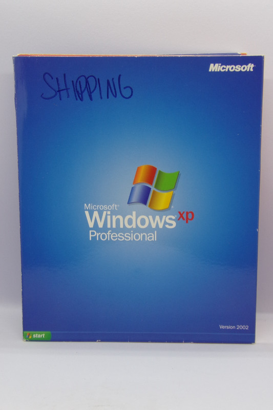 Microsoft Windows XP Professional Upgrade Version 2002 w/ Box CD & Product Key