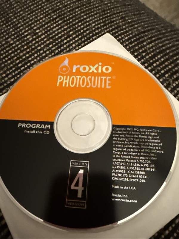 Roxio Photosuite Program Standard Edition 4 for PC Software CD Disc