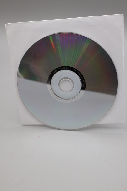 2004 Macintosh Mac AirPort Extreme Version 4.1 Software Installation CD-ROM gallery
