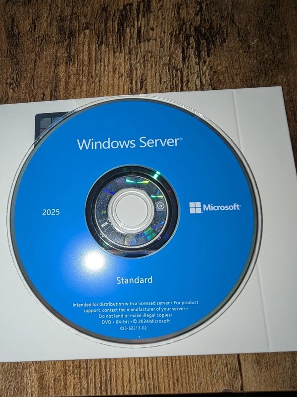Windows Server 2022 Standard Edition - OEM 16 Core License Pack gallery