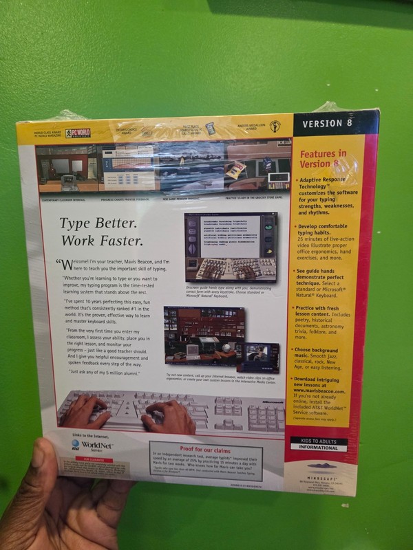 Mavis Beacon Teaches Typing Version 8 For Windows 95 BRAND NEW SEALED BIG BOX gallery