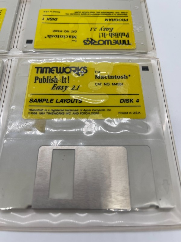 Timeworks Publish It! Easy Version 2.1 Macintosh User Manual + Original Disks gallery