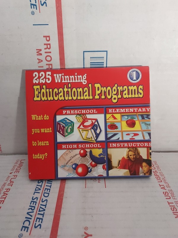 Cosmi 225 Winning Educational Programs Learning Tools PC 2003 Used – #137