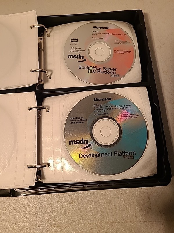 MICROSOFT MSDN Software Discs w/Storage Case Lot of 43 gallery