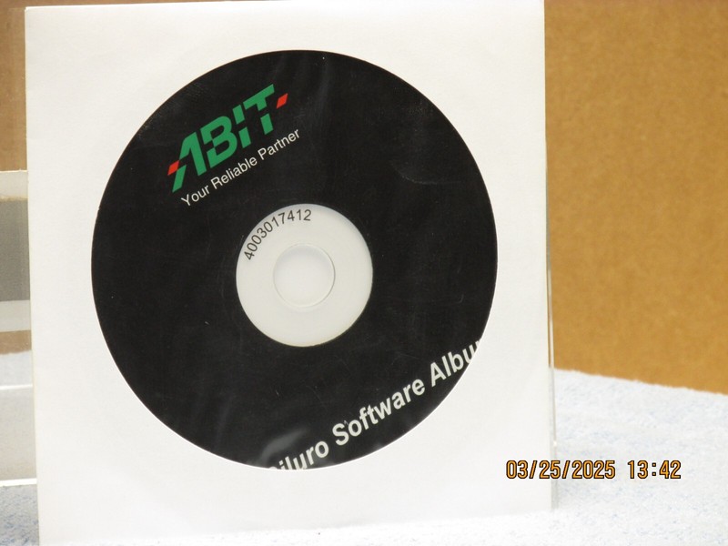 Listing is for the: ABIT SILURO Software Album-(ONLY CD ROM ) gallery