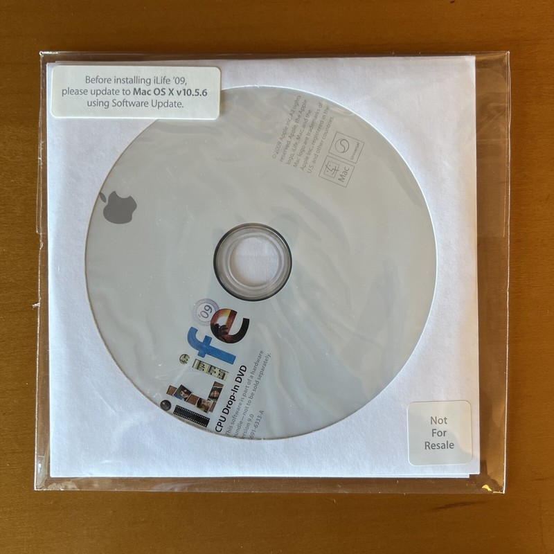 Apple iLife ‘09 DVD Old Version (CPU Drop-in Disc) Unopened