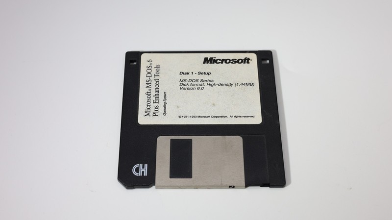 Microsoft Windows 95 CD-ROM Setup Boot Disk – 3.5″ Floppy Black