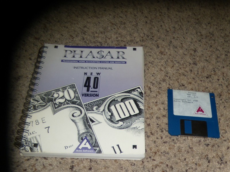 Phasar for the Commodore Amiga on 3.5″ disk with manual