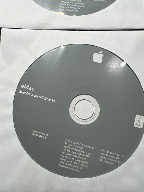 eMac Mac os x install disc 12-20 Disc Version 1.0 2006 Apple Computer Software gallery