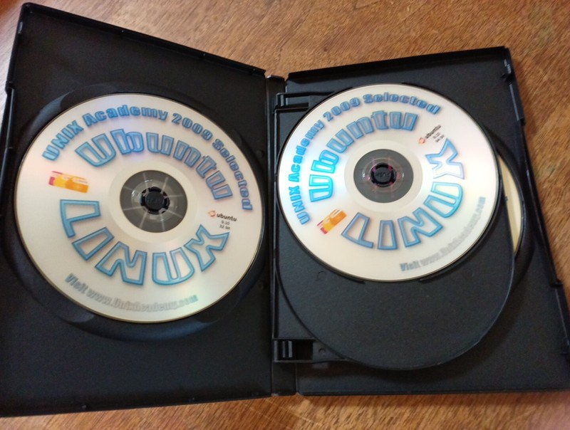Ubuntu Linux 9.10 4 DVD Set Training PC 4 Courses gallery