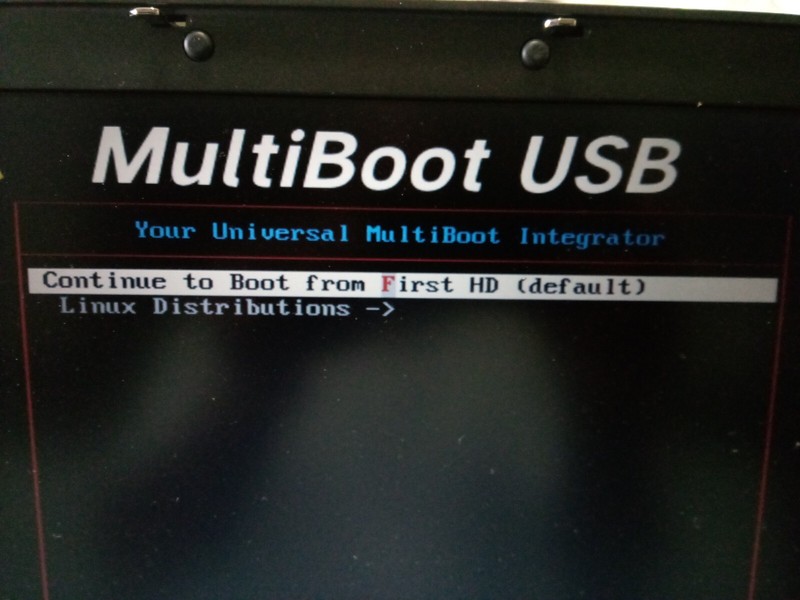 Ubuntu NetRunner LinuxMint Manjaro Fedora Multiboot Fast 32GB USB 3.2(5-in-1) gallery