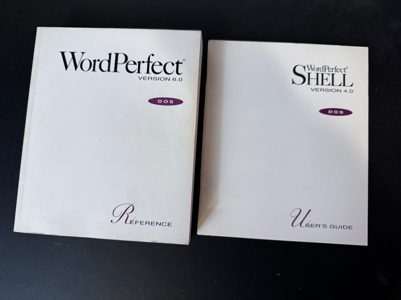 1993 WordPerfect Version 6.0 DOS/Windows Manual Disks UPGRADE w/ Book gallery