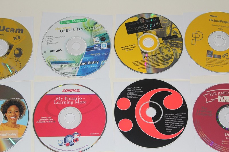 Lot of 20 Vintage 90s/2000's PC CD-ROM Programs, Drivers, Replacement Discs gallery