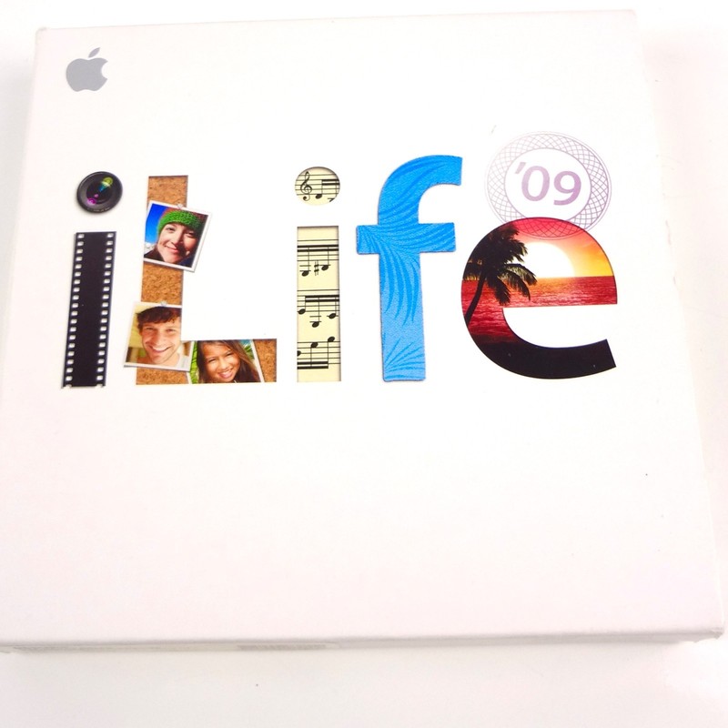 Apple Ilife 09 DVD In PERFECT Condition BOXED . Working Perfectly . gallery