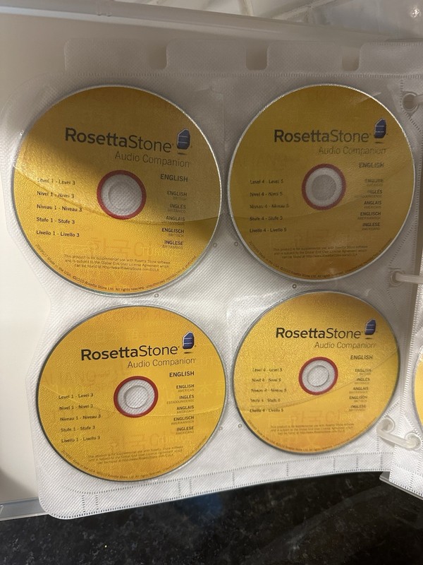 Rosetta Stone Version 3 ALL LANGUAGES English Spanish German Italian 38 CDs gallery