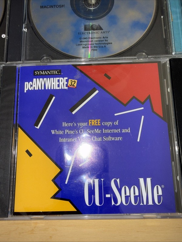 Lot of (9) Vintage Various Apple Macintosh CD-ROMs | Games | Utilities gallery