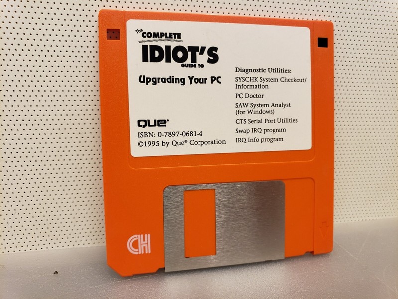 Vintage Idiot’s guide to Upgrading Your PC Software 1.44MB 3.5″ Floppy Disk