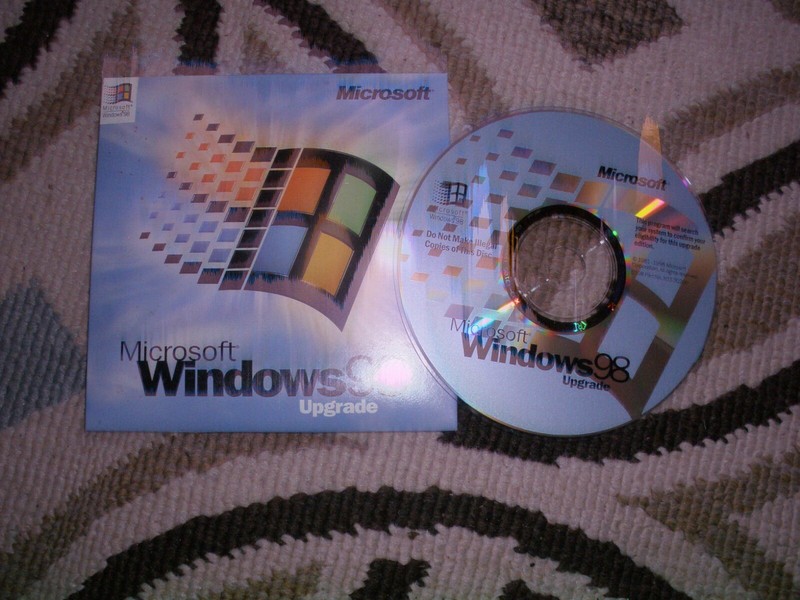 Microsoft Windows 98 Upgrade CD With Key