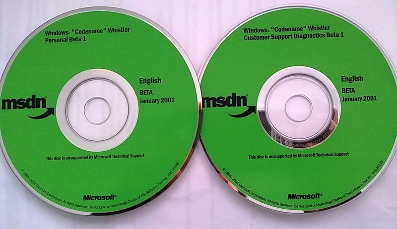 Windows “Codename” Whistler Personal Edition w/ Key & License & Diagnostic CD
