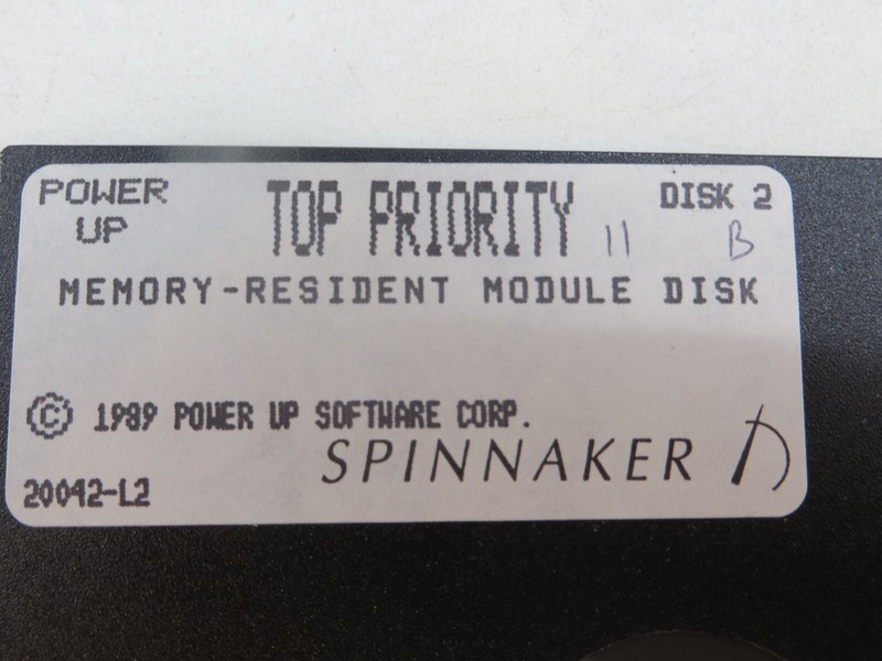5.25" Floppy Disc TOP PRIORITY MEMORY-RESIDENT MODULE DISK 1989 Software gallery