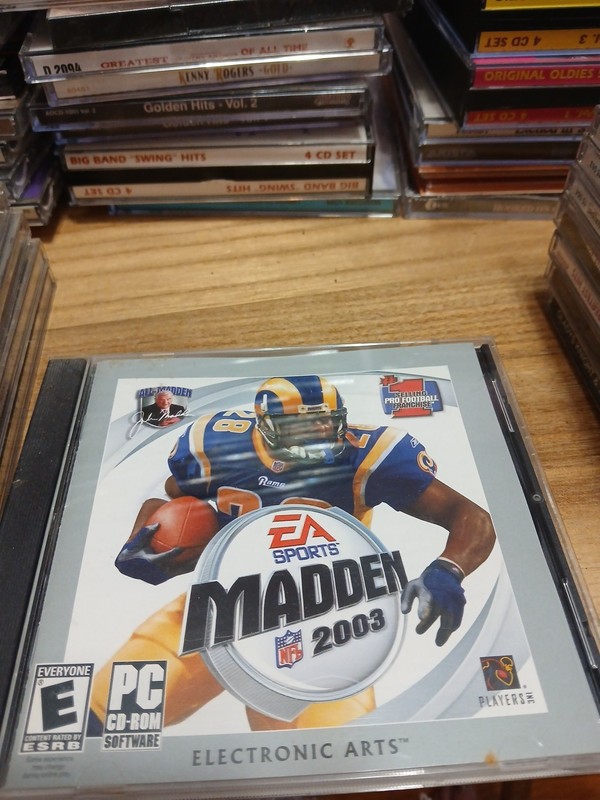 EA Sports Madden 2003 for Windows PC CD-ROM