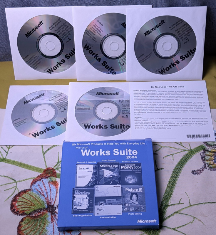 Microsoft Works Suite 2004 Complete 5 CD Set w/ Key Dell OEM Encarta Word PC