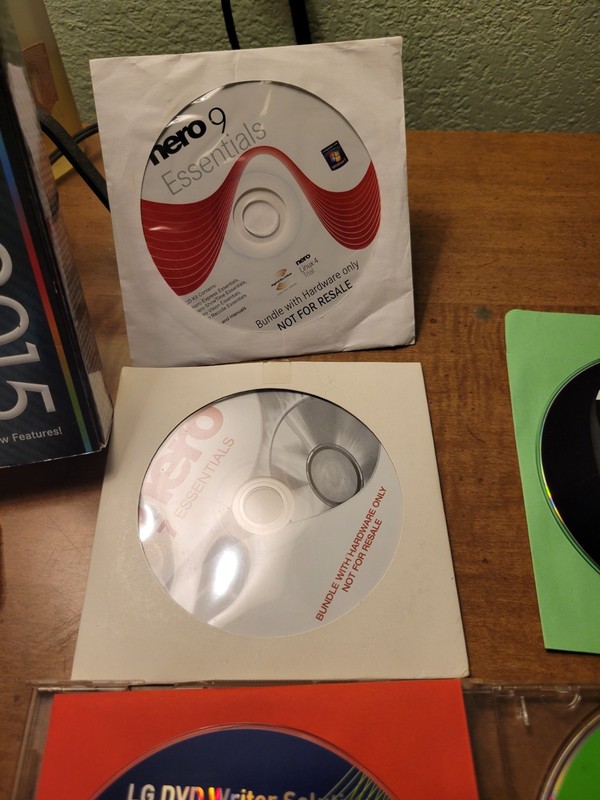 NERO 2015 PLATINUM plus Essentials 7 & 9 + Alienware CD lot gallery