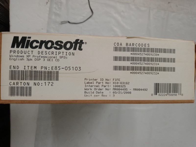 Boxed Microsoft Windows XP Professional w/SP2c Operating System (E85-05103) 3pak gallery