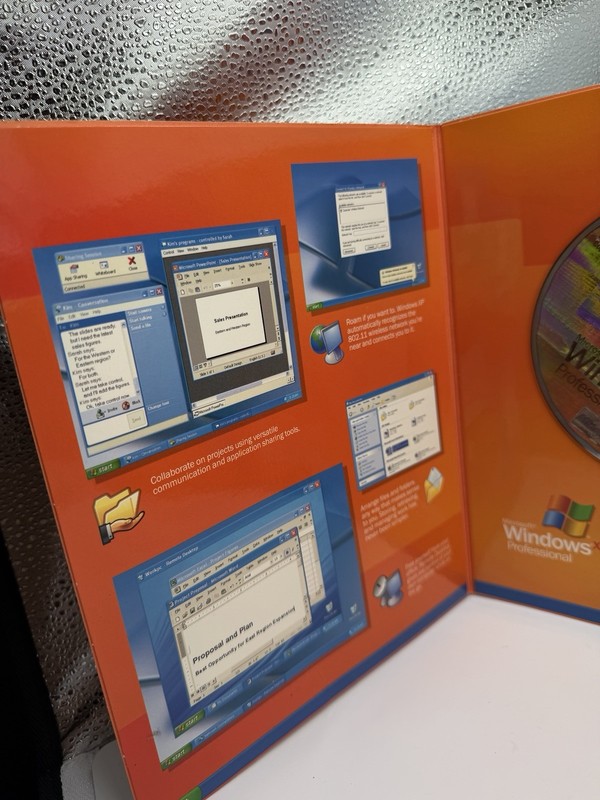 Microsoft Windows XP Professional Upgrade Version 2002 SP2 CIB w/ Product Key gallery