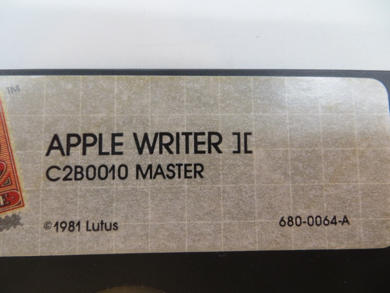 5.25" Floppy Disk APPLE WRITER II C2B0010 MASTER / BACKUP 1981 Computer gallery