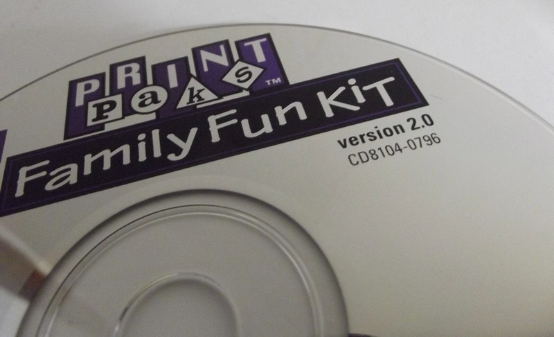 Print Paks Family Fun Kit PC Software CD Version 2.0 CD8104-0796 1996 gallery
