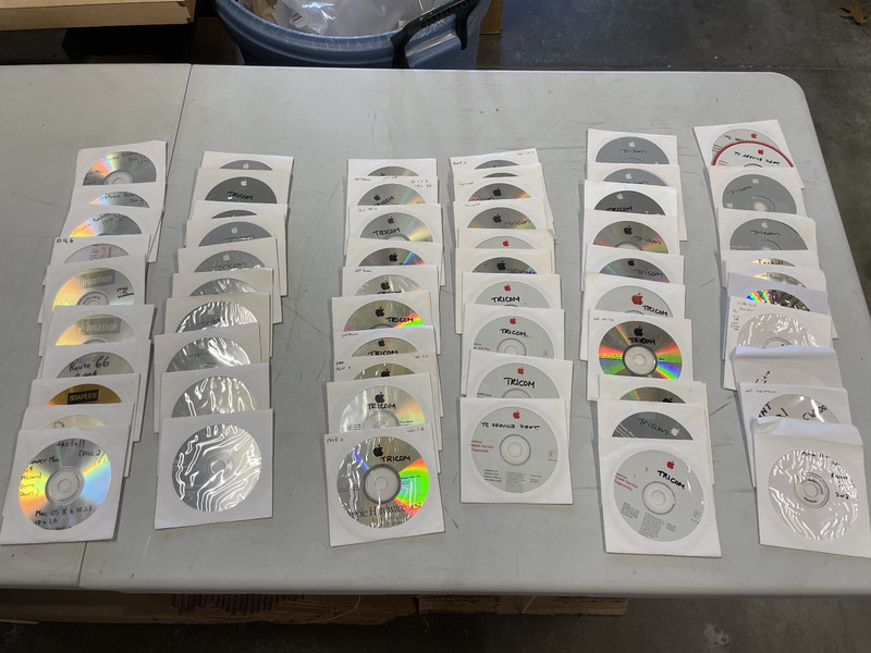 Vintage lot of 60+ Apple Hardware Test, Diagnostic, OS Restoration, Custom Disc