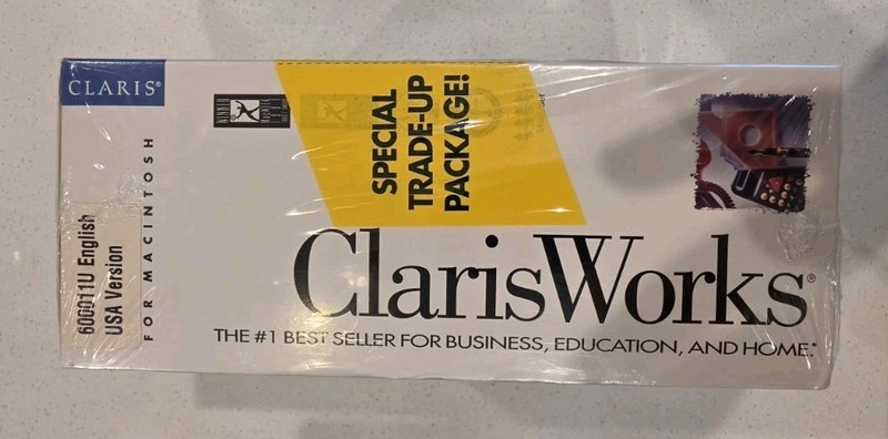 Vintage Apple Macintosh ClarisWorks Software - V2.1 - Complete Software 1993 gallery