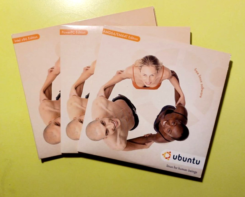 Complete Set – Ubuntu 4.10 Warty Warthog – Intel x86, PowerPC, AMD64 – Rarest