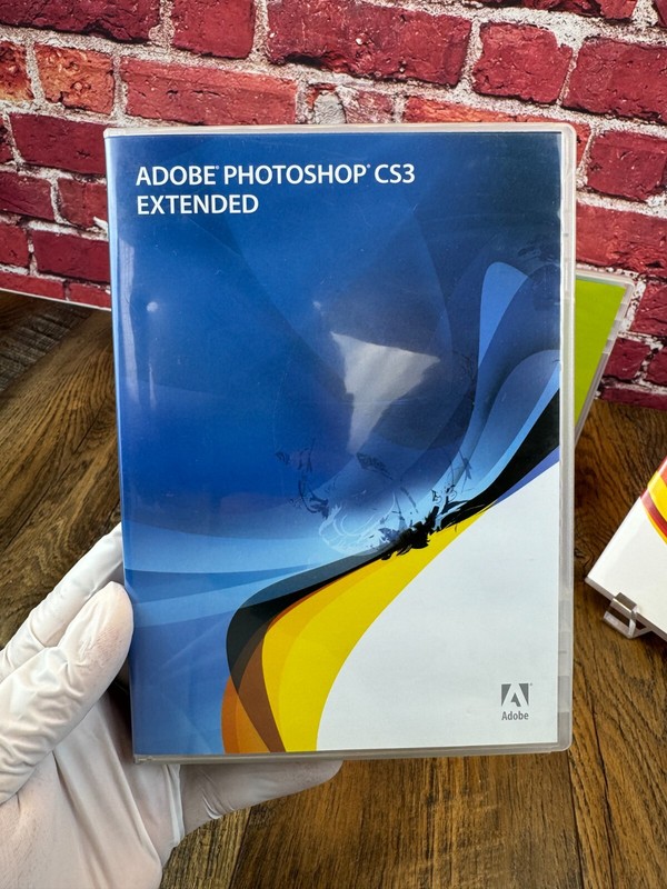 Lot 3 ADOBE ILLUSTRATOR CS3 PHOTOSHOP CS3 EXTENDED DREAMWEAVER CS4 Complete Pack gallery