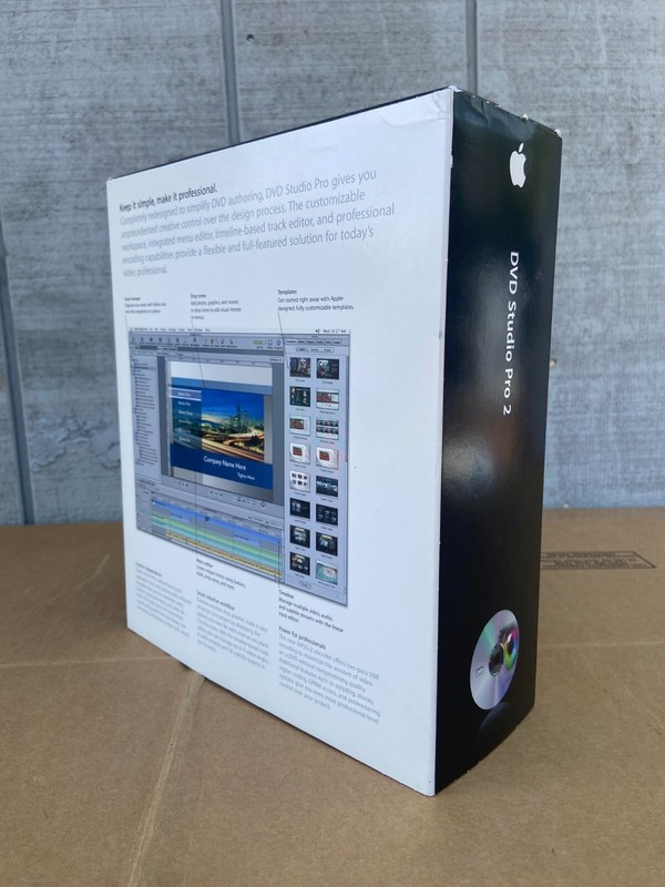 Apple DVD Studio Pro 2 Retail Pack Complete M8730Z/A w/ Box, Manuals, 2 Licenses gallery