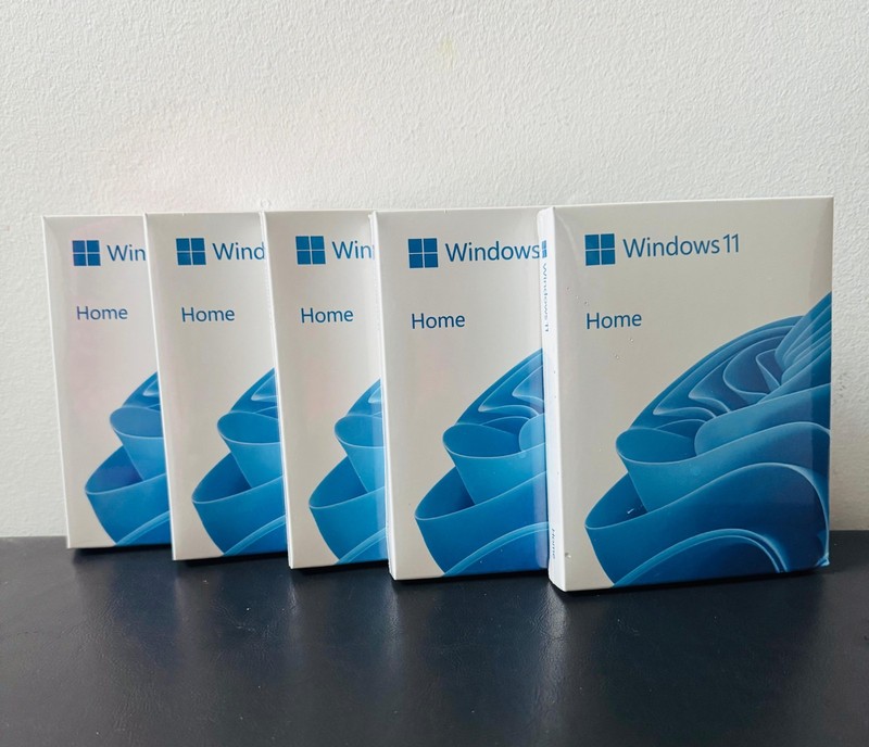 Windows 11 Home USB Flash Drive Retail Key Sealed Genuine License Single Pack gallery