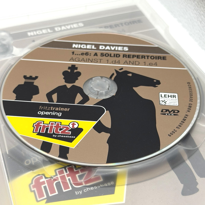 Nigel Davies Fritz Trainer by ChessBase A Solid Repertoire Chess gallery