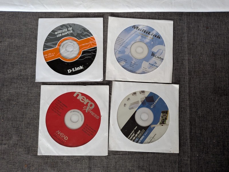 LOT OF 4 VINTAGE PC COMPUTER SOFTWARE D-Link Nero Multilink Linksys