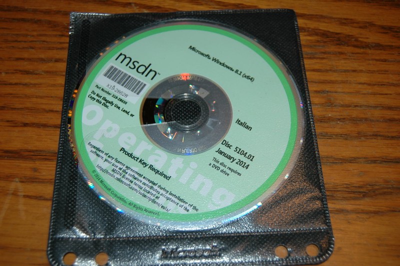 Microsoft MSDN Windows 8.1 X64 Disc 5104.01 Januray 2014 Italian