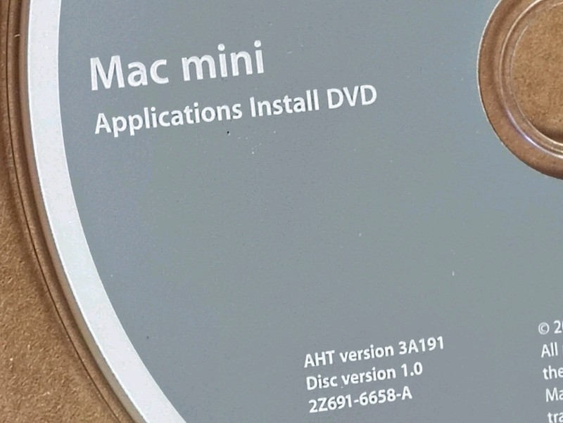 Mac Mini OS X Install & Applications DVDs, 2010 2Z691-6657-A, 2Z691-6658-A gallery