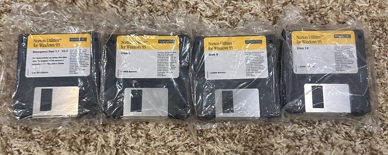 Norton Utilities Windows 95 Floppy Disks Set of 19 Sealed